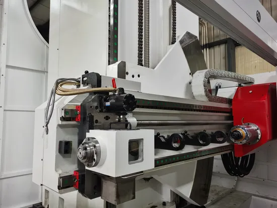 Table rotative avec certificat CE CNC 6 axes de forage de trous profonds pour la fabrication de moules (ZJR10